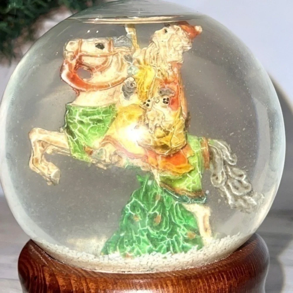 Vintage Handcrafted Silvestri “O Tannenbaum” Musical Snow Globe